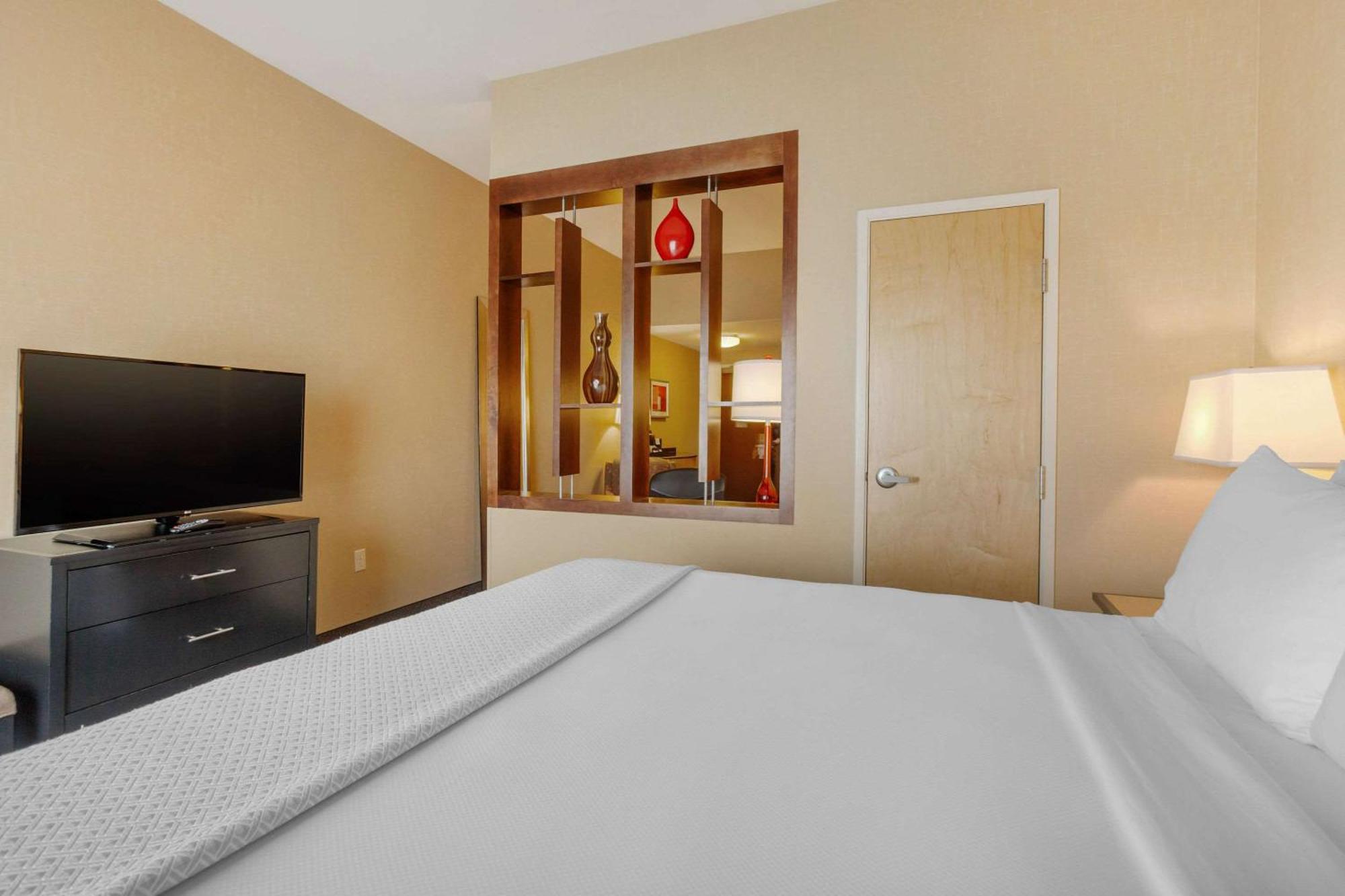 Cambria Hotel Denver International Airport Аврора Экстерьер фото