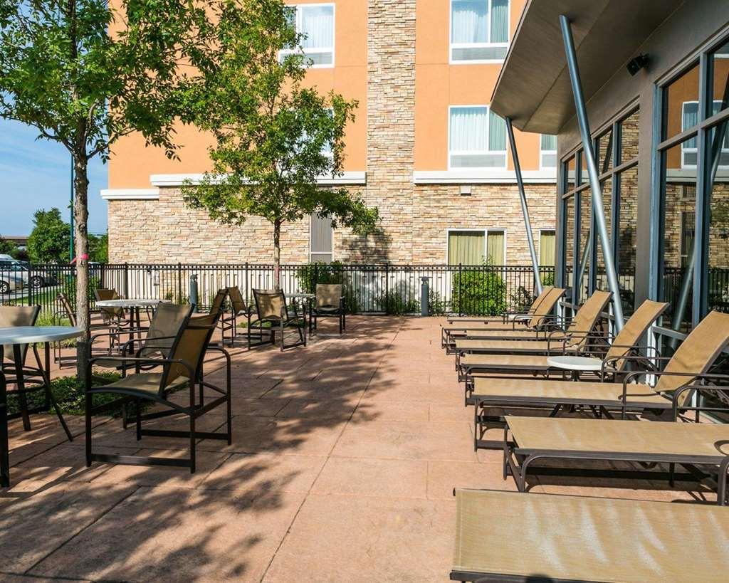 Cambria Hotel Denver International Airport Аврора Удобства фото