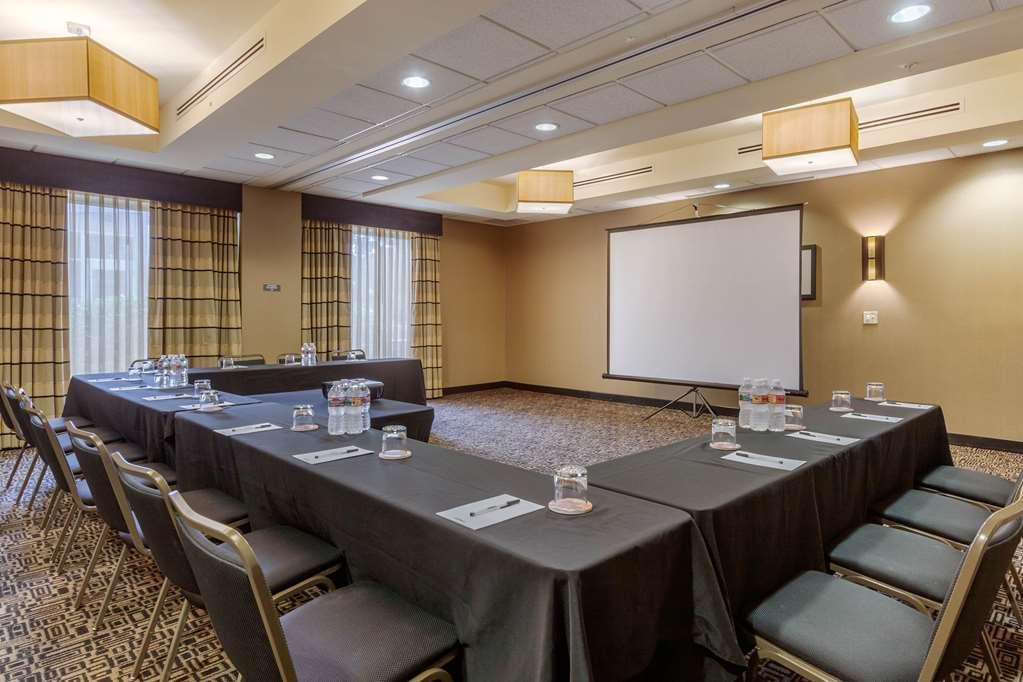 Cambria Hotel Denver International Airport Аврора Удобства фото